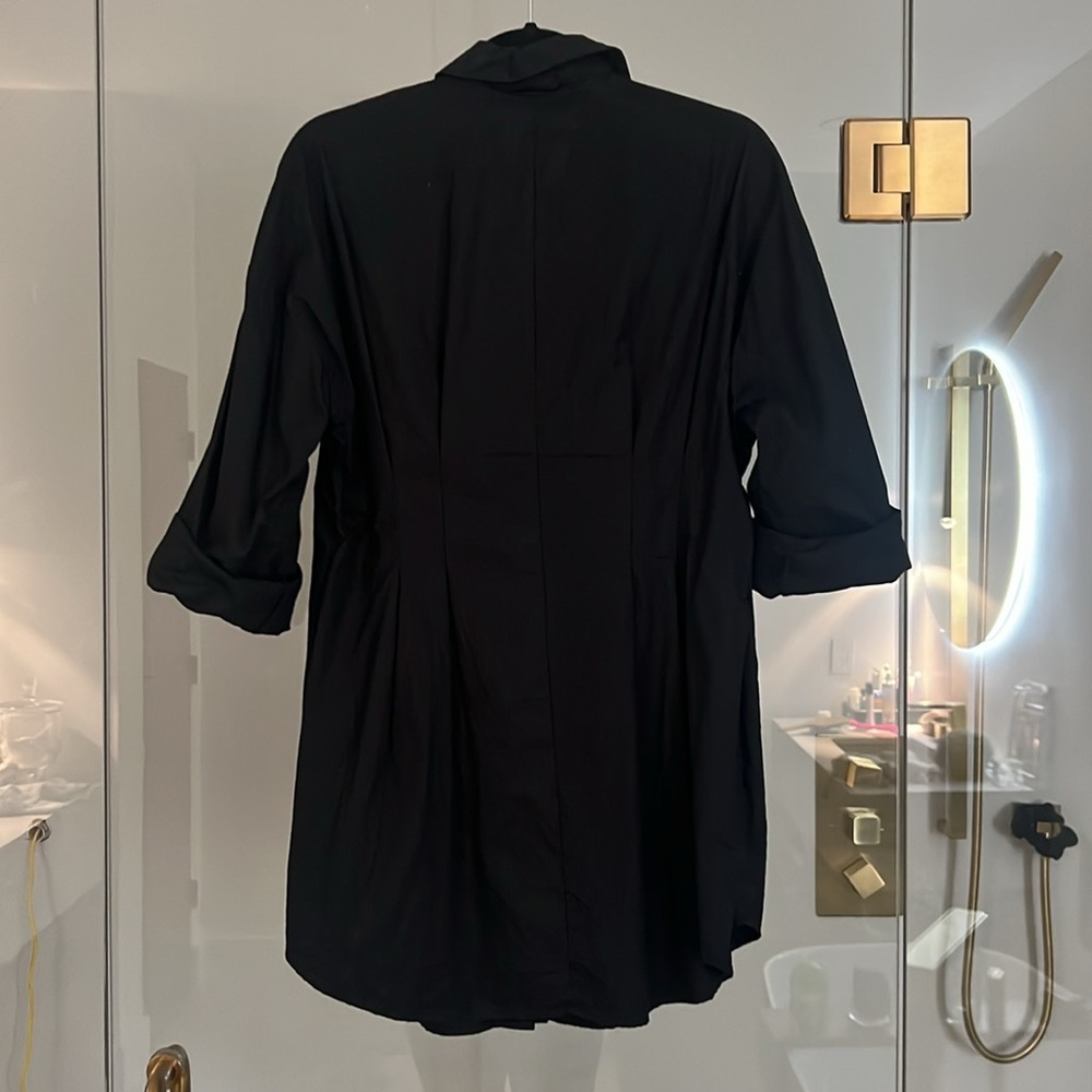 Black shirt Drees